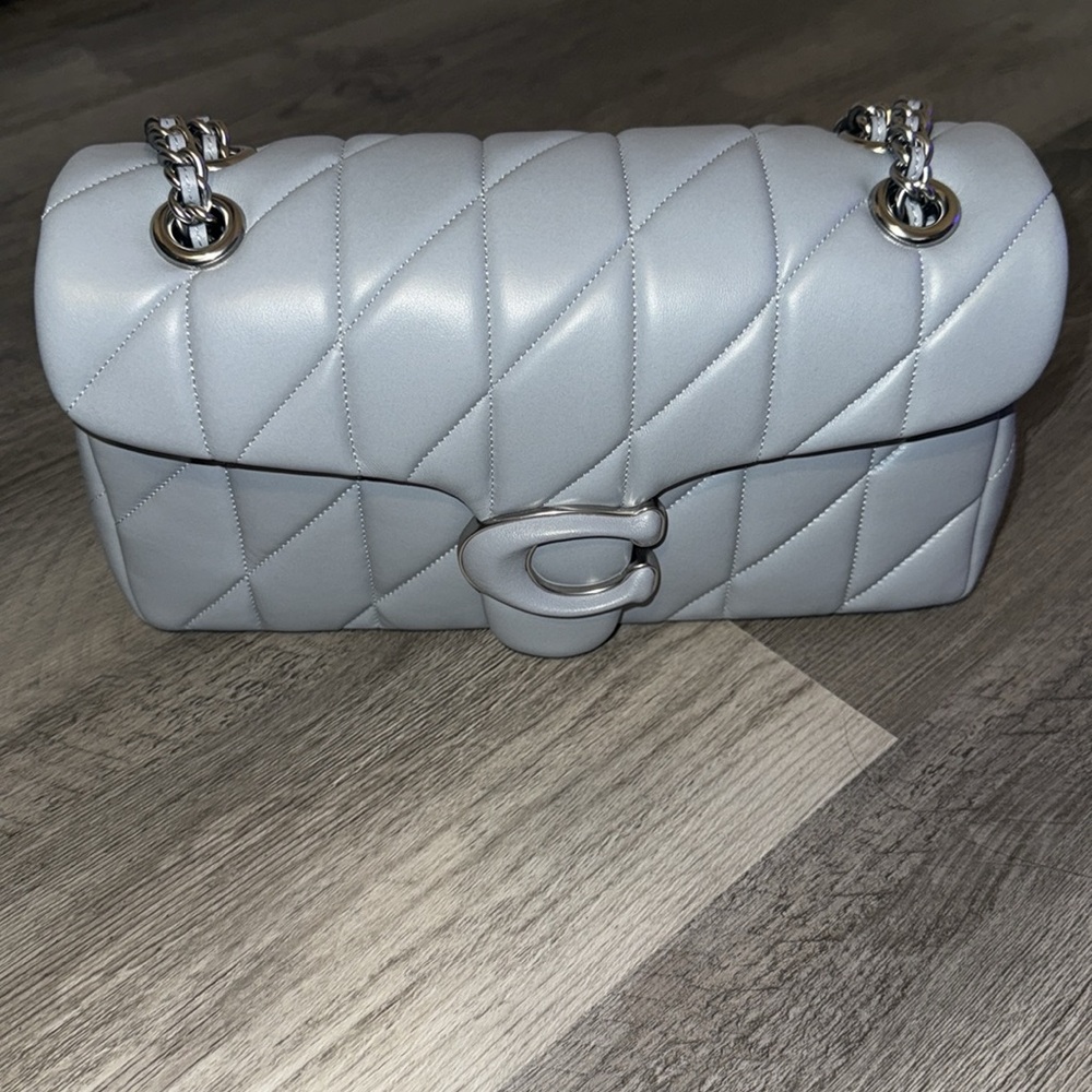 WORN 1X!  COACH TABBY SHOULDER BAG 26 WITH QUILTING + MATCHING ZIP CARD CASE!